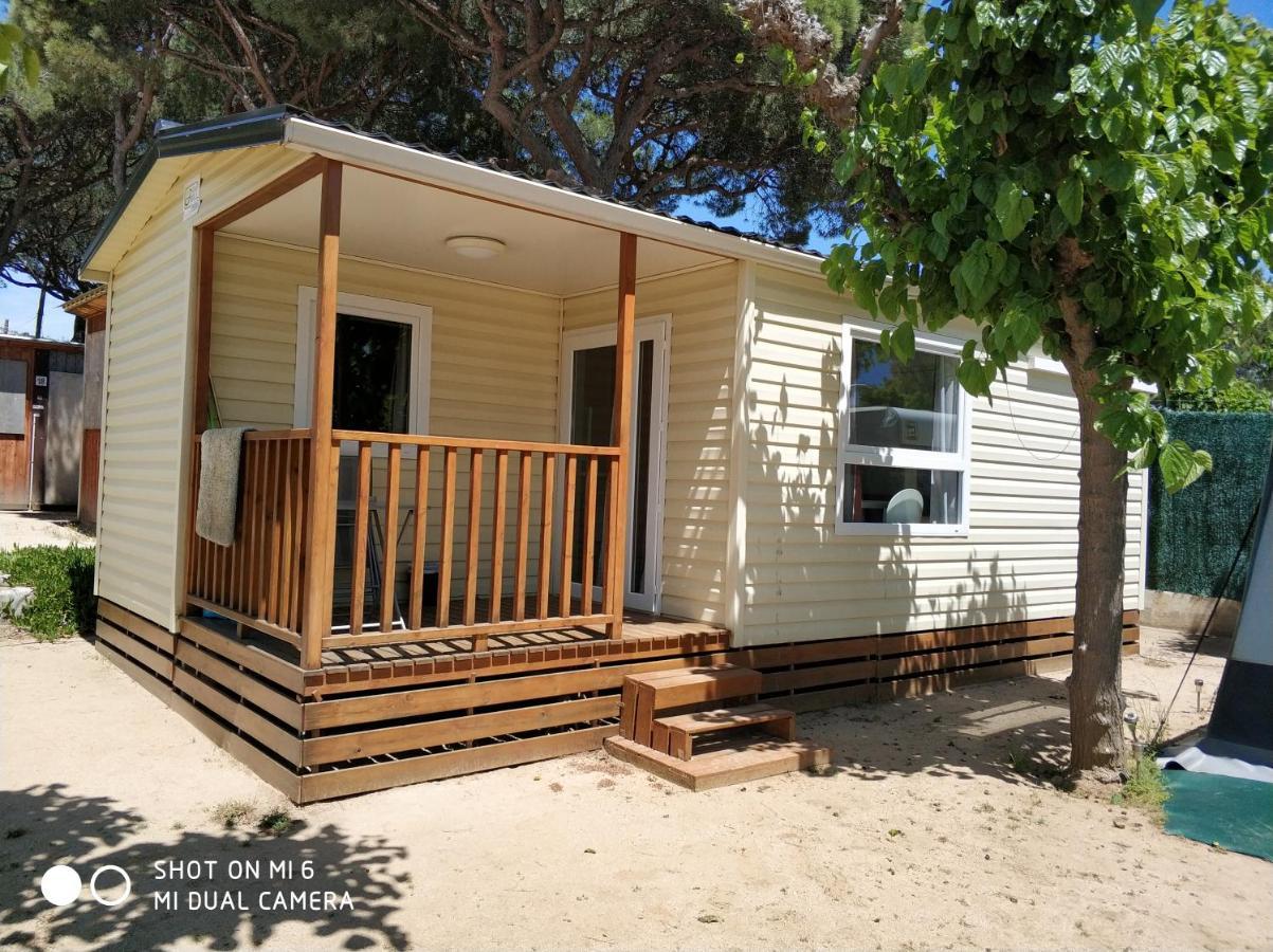 Camping El Pinar Platja 圣苏珊娜 外观 照片
