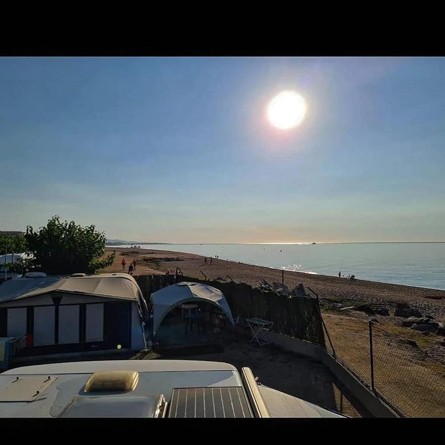 Camping El Pinar Platja 圣苏珊娜 外观 照片
