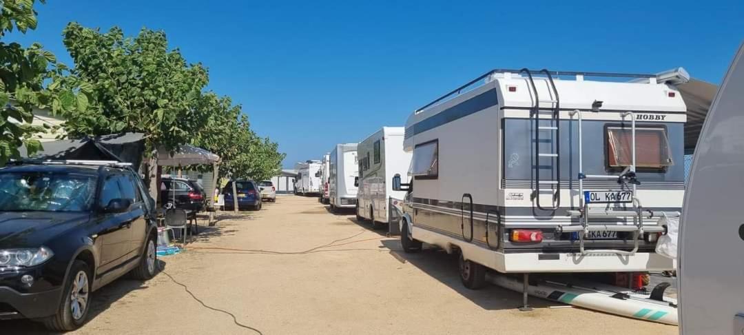 Camping El Pinar Platja 圣苏珊娜 外观 照片