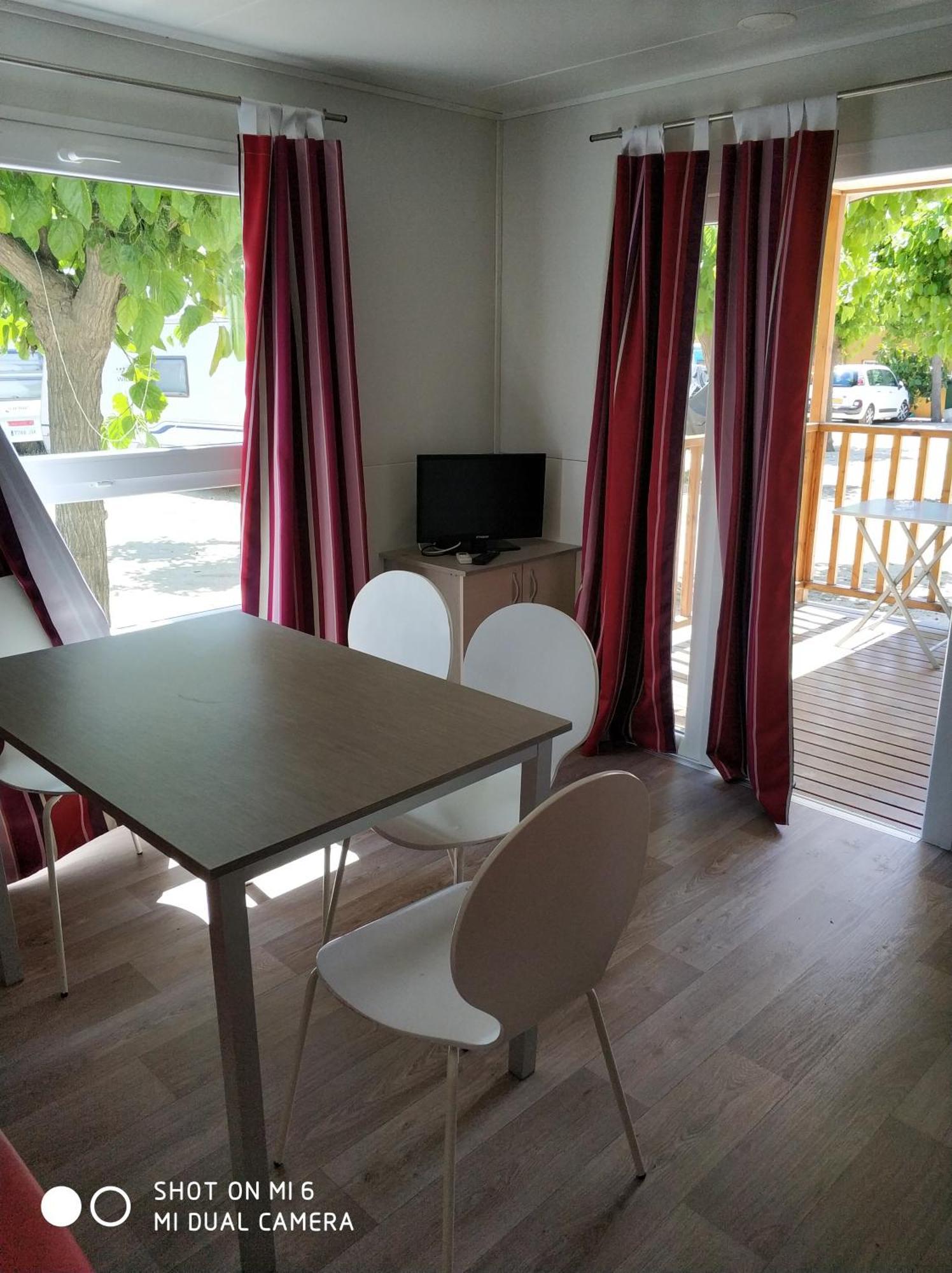 Camping El Pinar Platja 圣苏珊娜 外观 照片